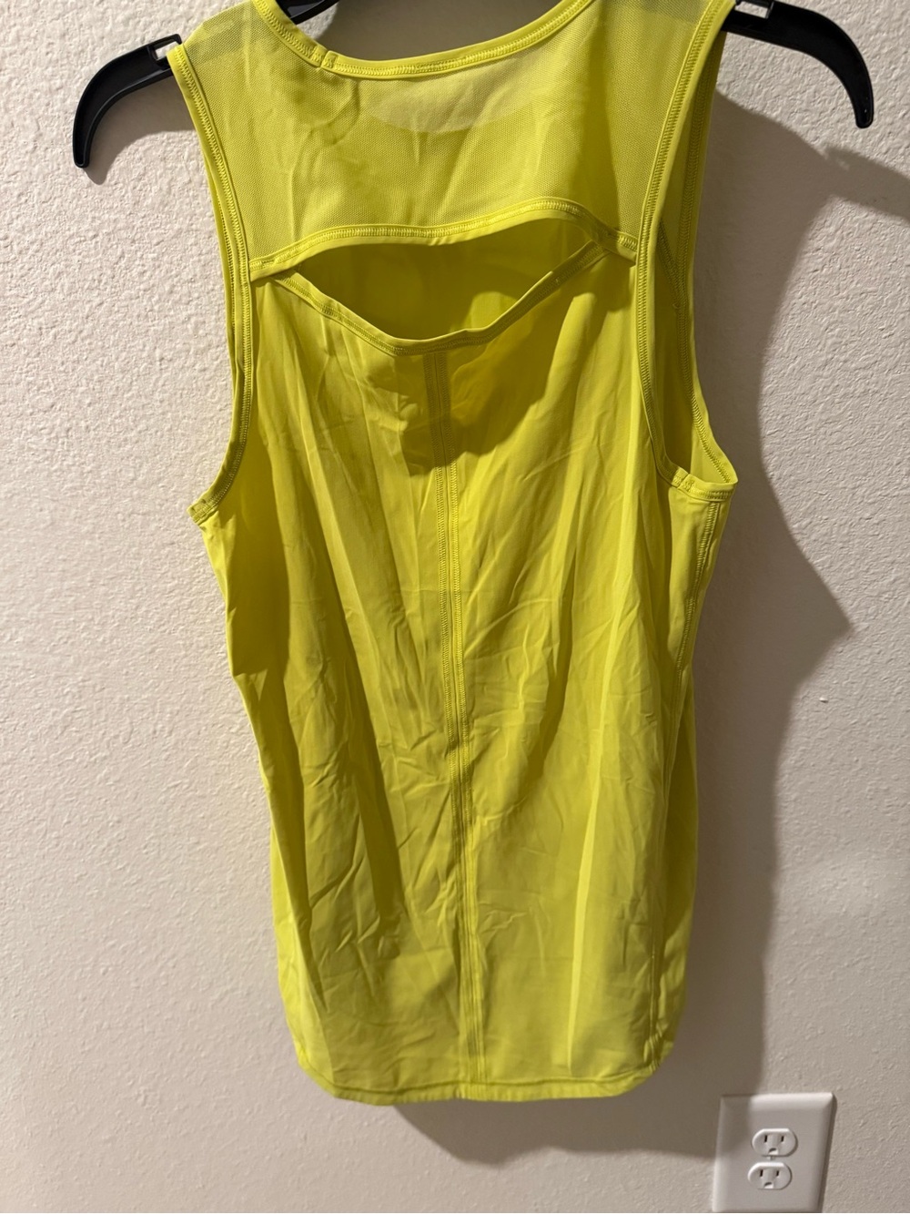 Lululemon Neon Yellow Sleeveless Active Tank Top - Picture 2 of 3